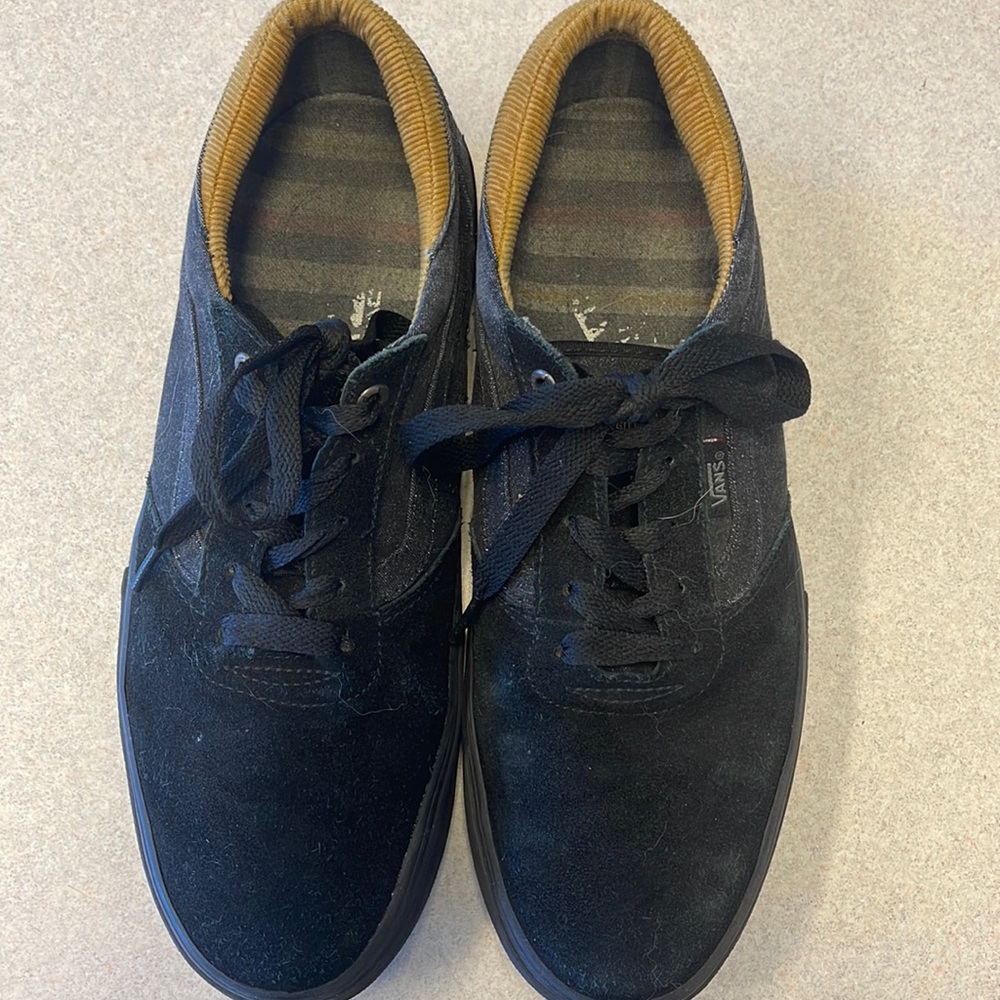 Vans Gilbert Crockett Pro Skate Black Suede Corduroy Low Top Lace Shoes 10